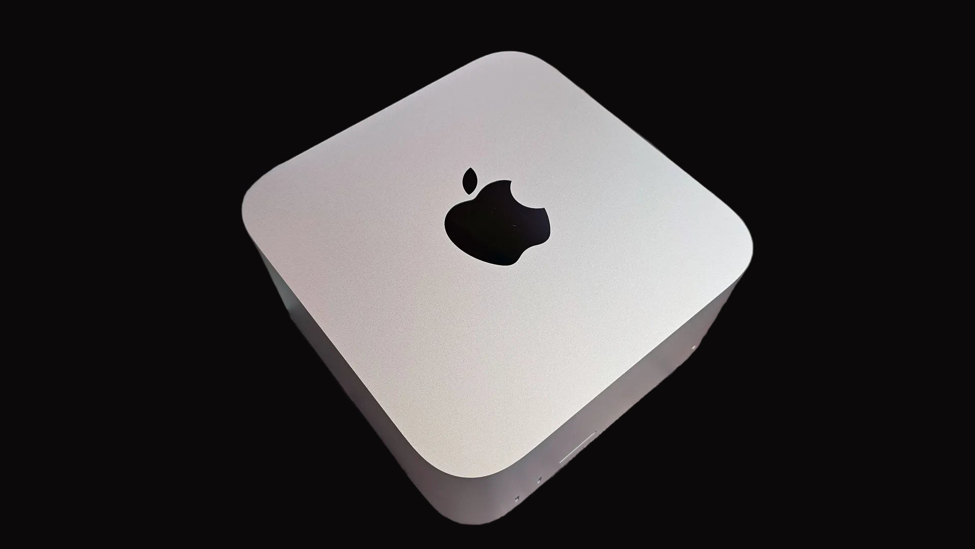 Mac Studio M2 Ultra chip -New