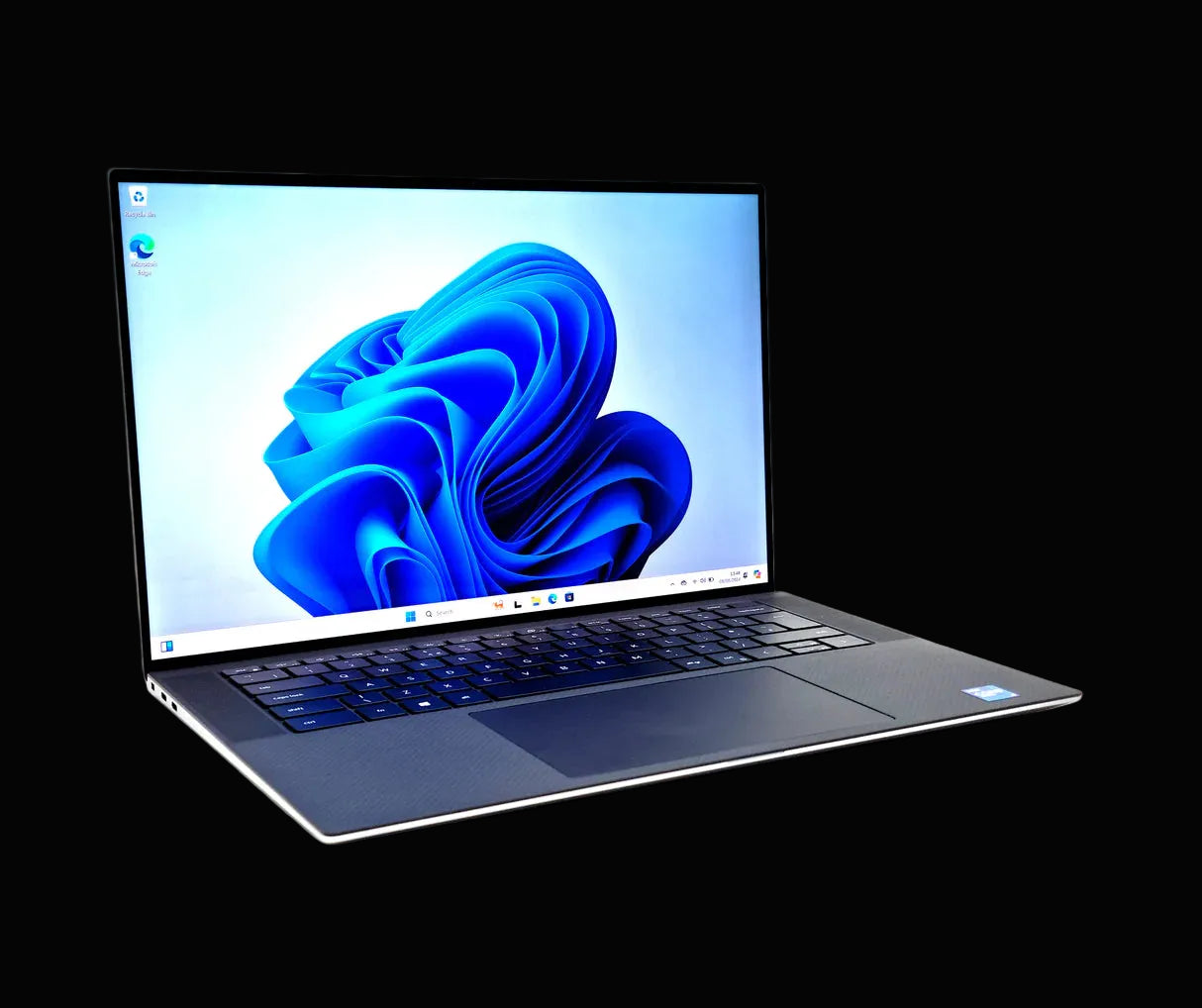 Dell Precision 5560  intel i9 11th Gen 32GB 512GBSSD TOUCH - Refurbished
